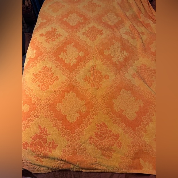 Vintage Orange Terry blanket bedspread. - Picture 1 of 3